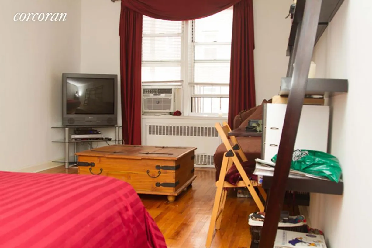 New York City Real Estate | View 67-25 Dartmouth Street, 6F | 1 Bath