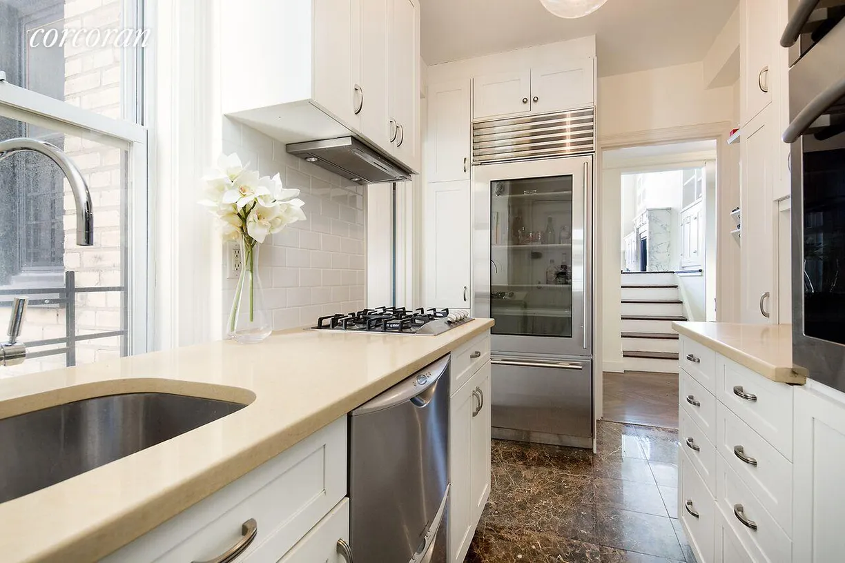 New York City Real Estate | View 400 East 59th Street, 13E | room 1