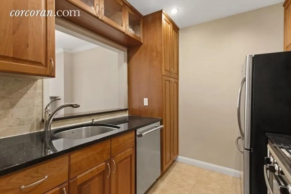 New York City Real Estate | View 597 President Street, 4 | room 1