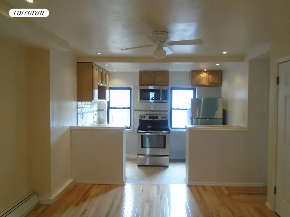 New York City Real Estate | View 118 Madison Street, 3 | 1.5 Beds, 1 Bath