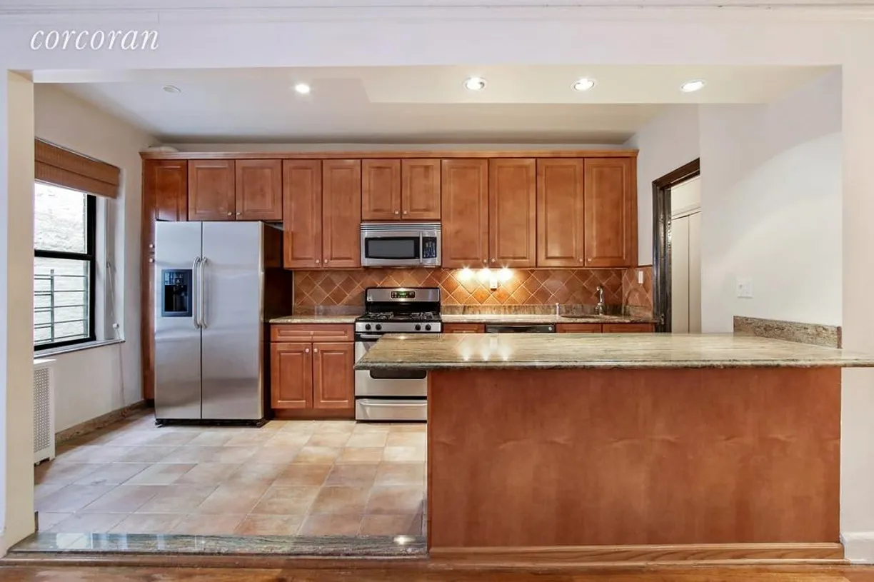 New York City Real Estate | View 402 East 74th Street, 5F | room 1