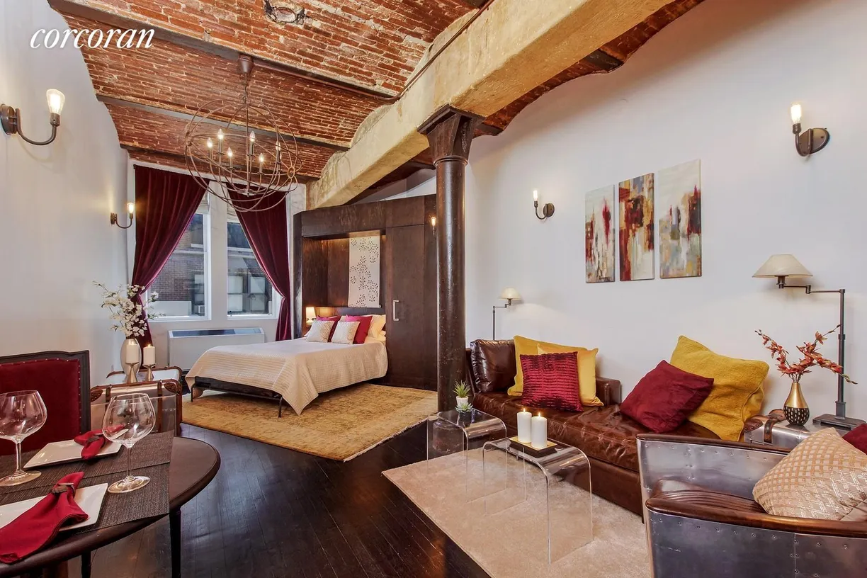 New York City Real Estate | View 9 Barrow Street, 3H | 1 Bath