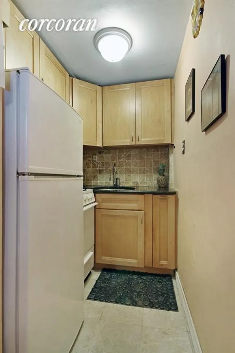 New York City Real Estate | View 632 West End Avenue, 1F | room 2