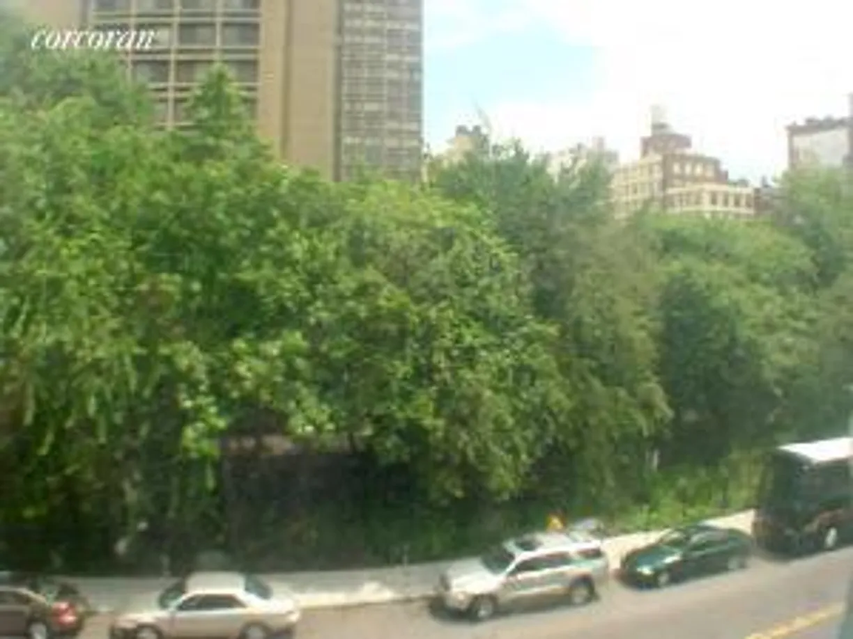 New York City Real Estate | View 496 Laguardia Place, 3A | room 2