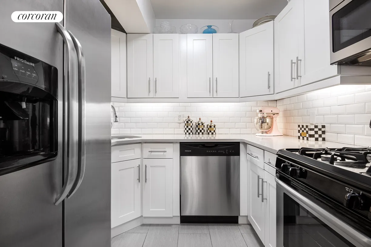 New York City Real Estate | View 345 East 56th Street, 16F | room 1