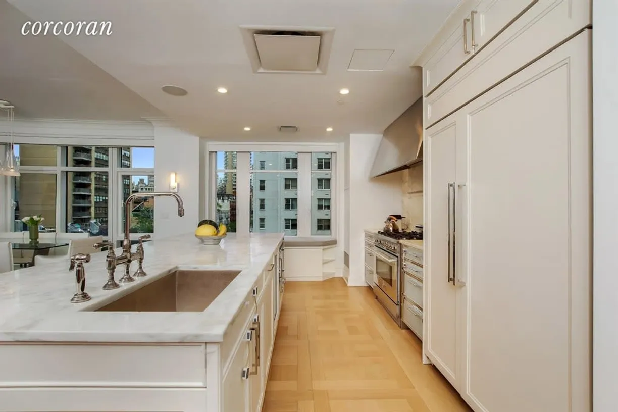 New York City Real Estate | View 200 East 79th Street, 6A | Kitchen