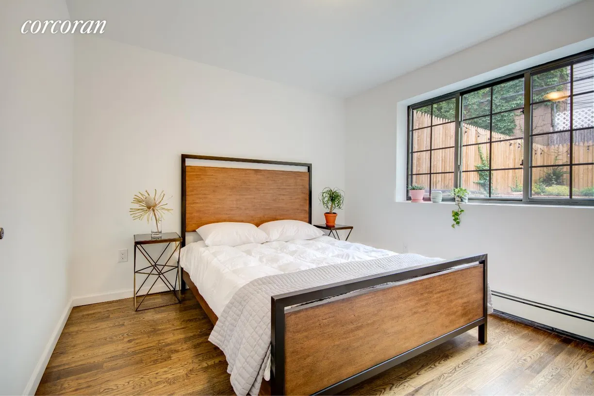New York City Real Estate | View 976 Metropolitan Avenue, 1B | room 2