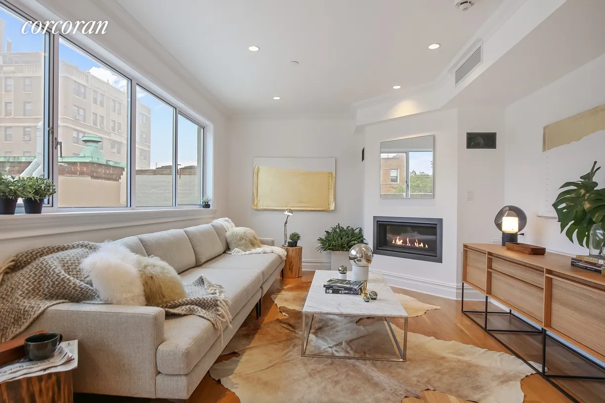 New York City Real Estate | View 105 8th Avenue, PH | room 2