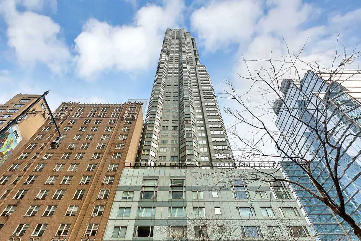 New York City Real Estate | View 301 West 57th Street, 8C | 2 Beds, 2 Baths