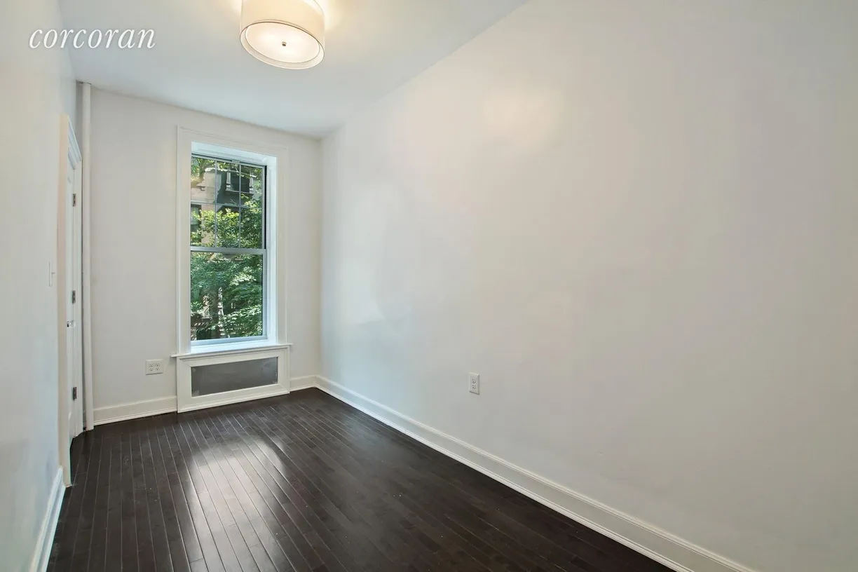 New York City Real Estate | View 172 East 80th Street, 4A | room 2