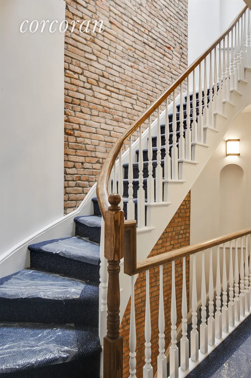 New York City Real Estate | View 141 Lexington Avenue, 2F | room 2