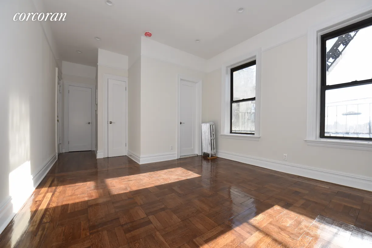 New York City Real Estate | View 34-20 32nd Street, 6H | room 1