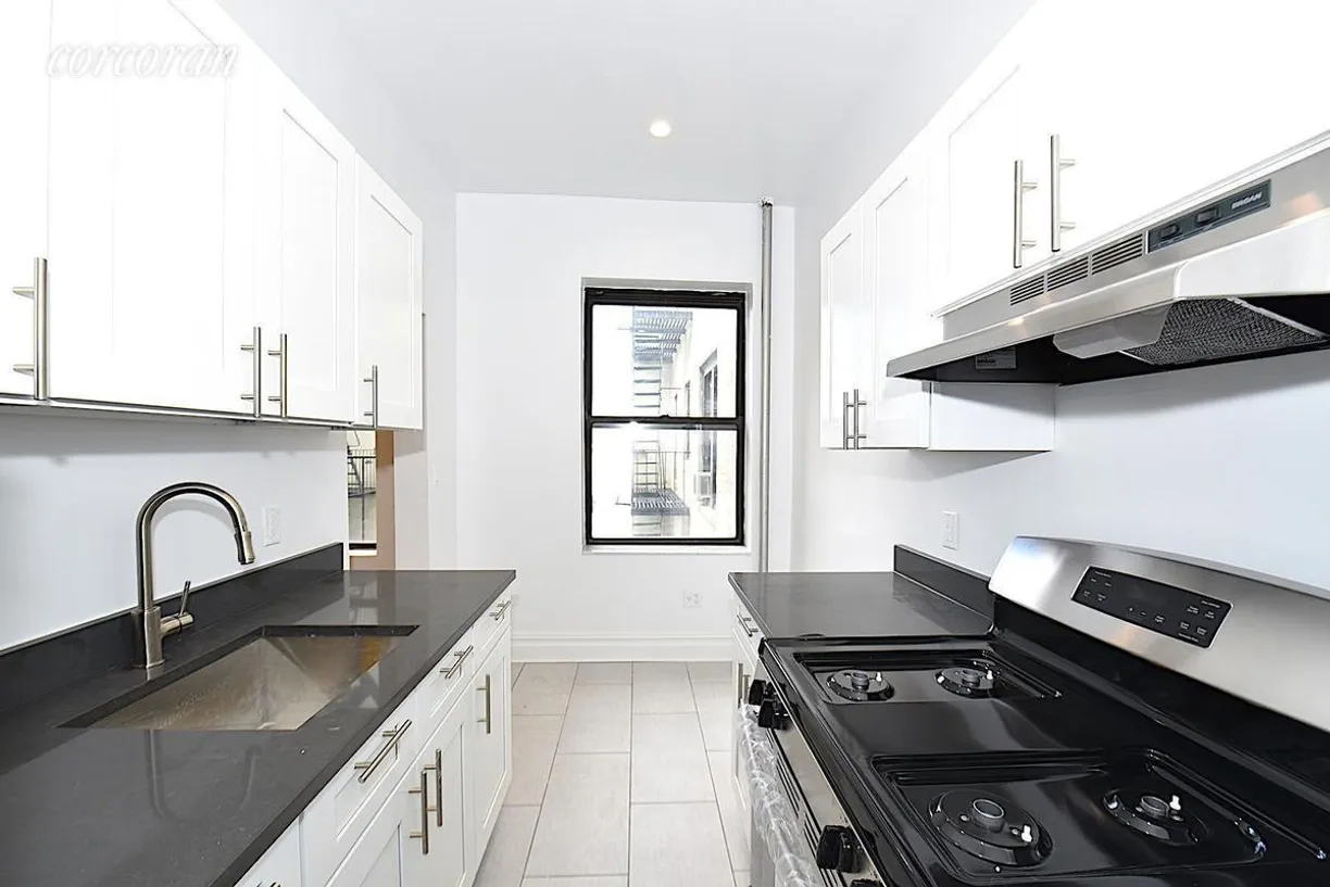 New York City Real Estate | View 34-20 32nd Street, 6H | room 2