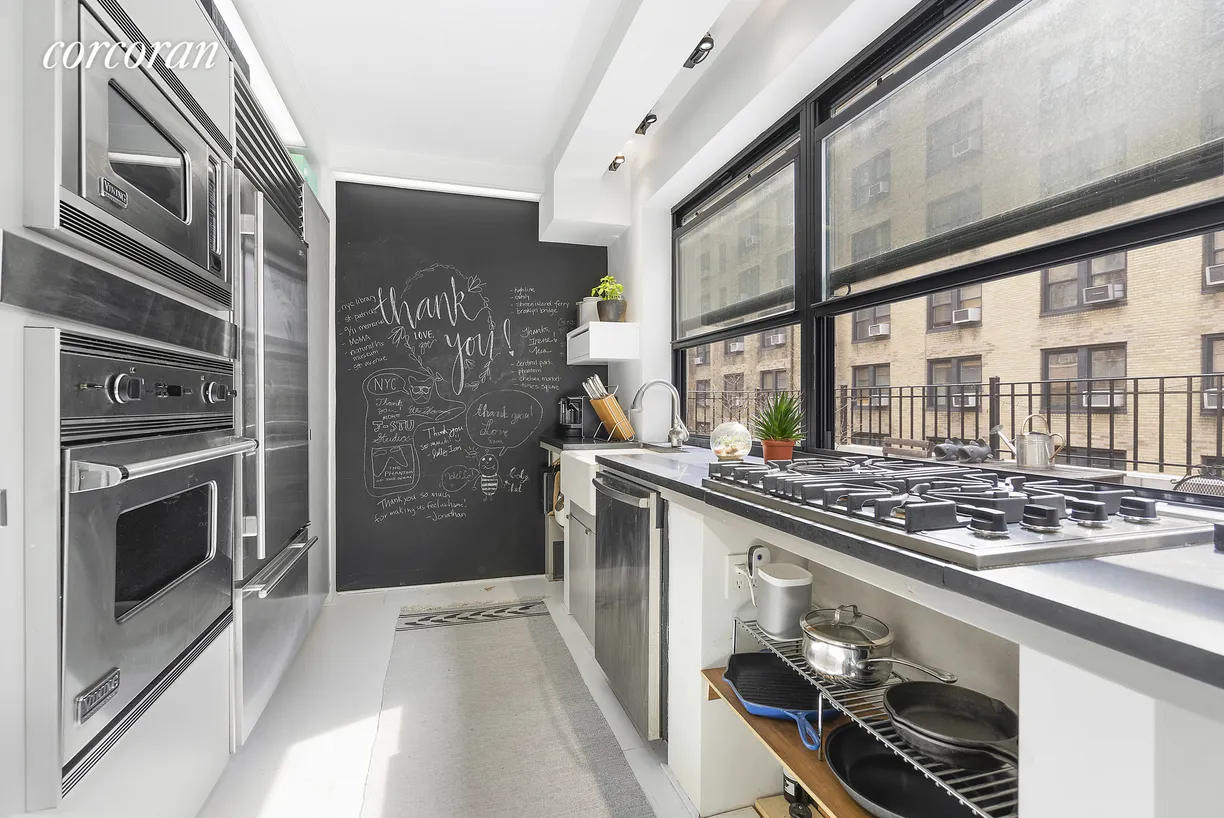 New York City Real Estate | View 140 West 58th Street, PHC | room 2
