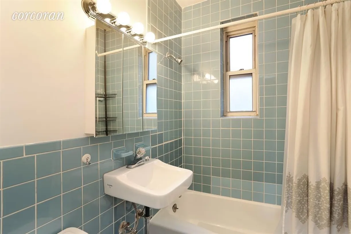 New York City Real Estate | View 210 East 21st Street, 6D | room 2