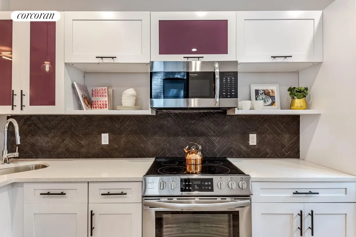 New York City Real Estate | View 790 Saint Johns Place, 1B | room 2