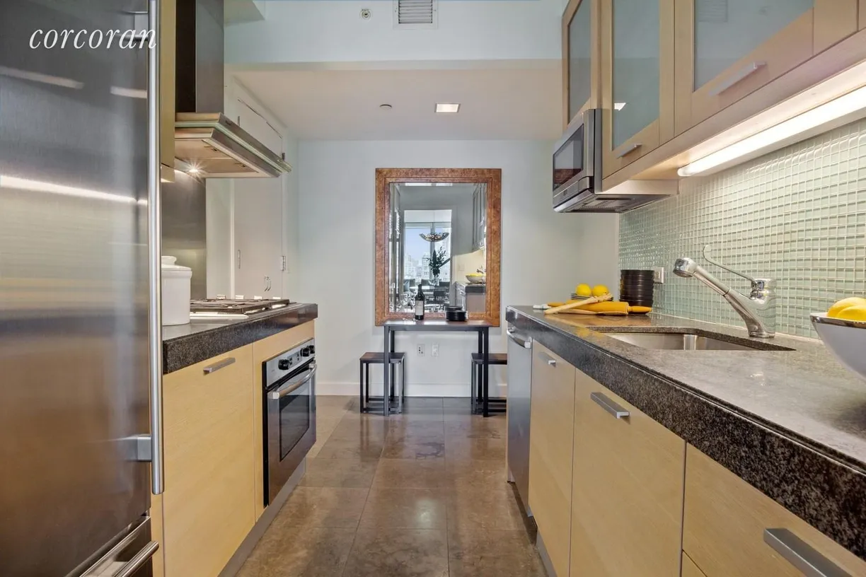 New York City Real Estate | View 408 East 79th Street, 11A | Eat-In Kitchen
