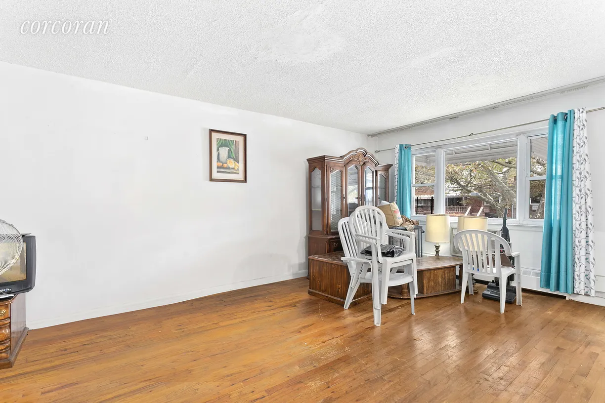 New York City Real Estate | View 917 East 58th Street | room 1
