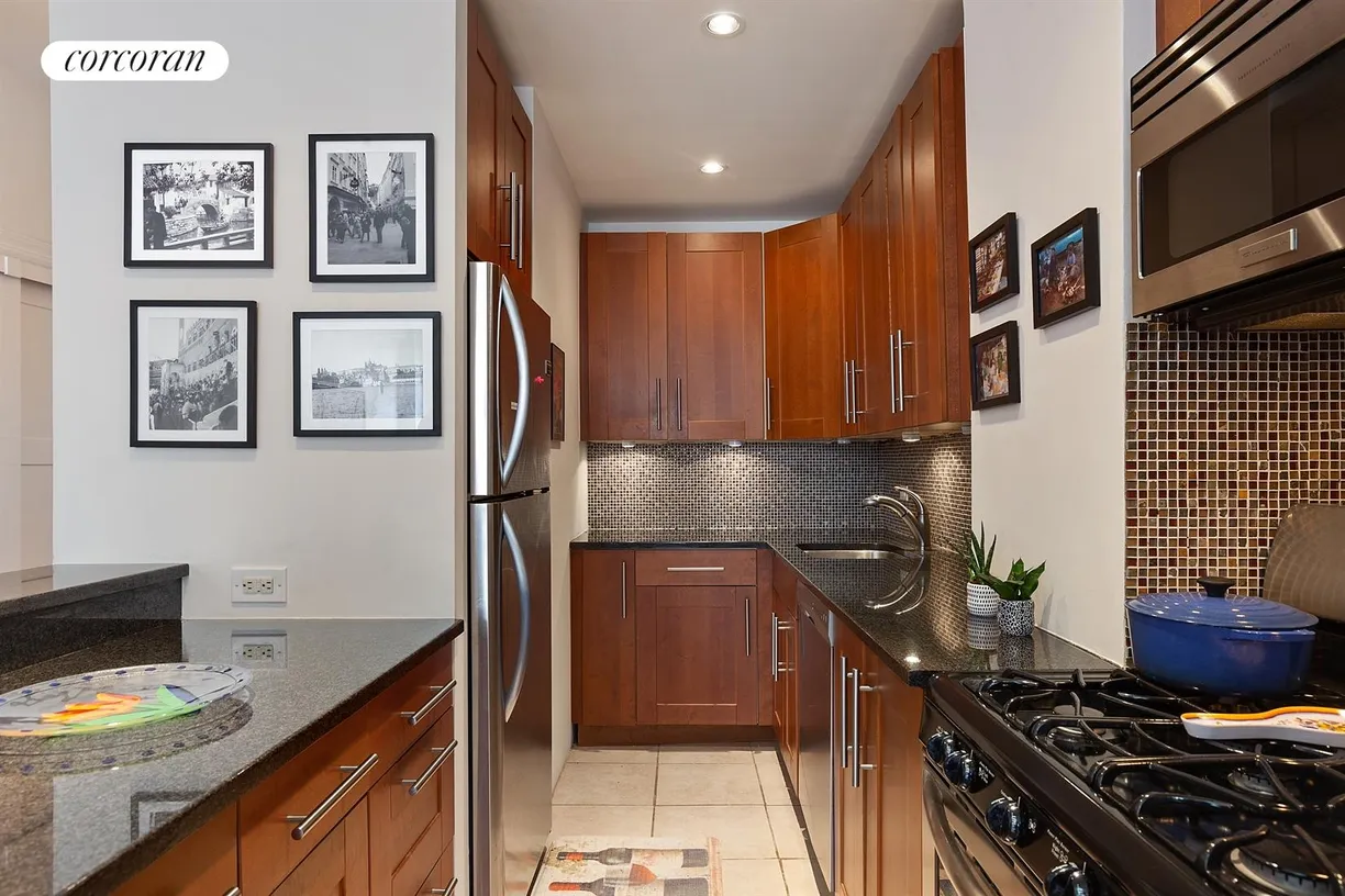 New York City Real Estate | View 40 West 72nd Street, 112 | Kitchen