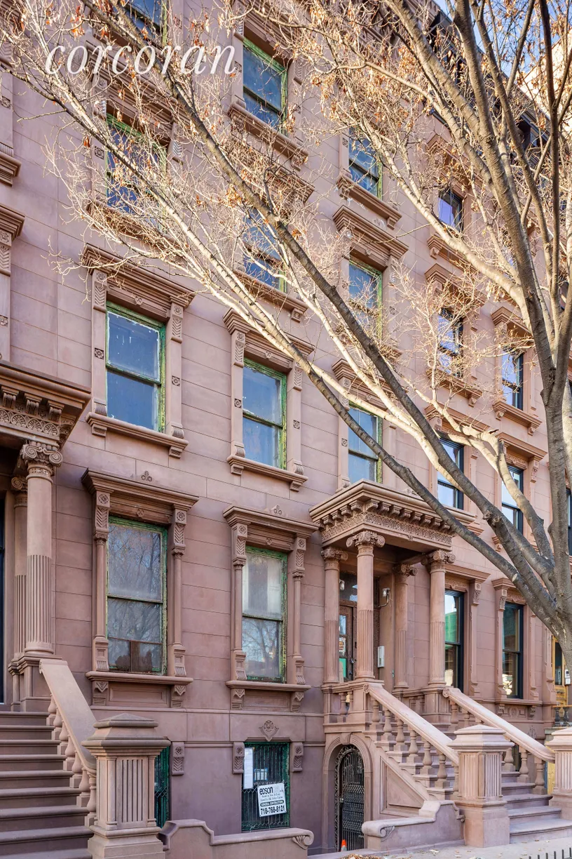 New York City Real Estate | View 33 Mount Morris Park West | 5 Beds, 7 Baths