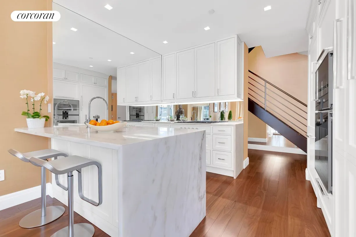 New York City Real Estate | View 555 West 59th Street, TH3C | room 2