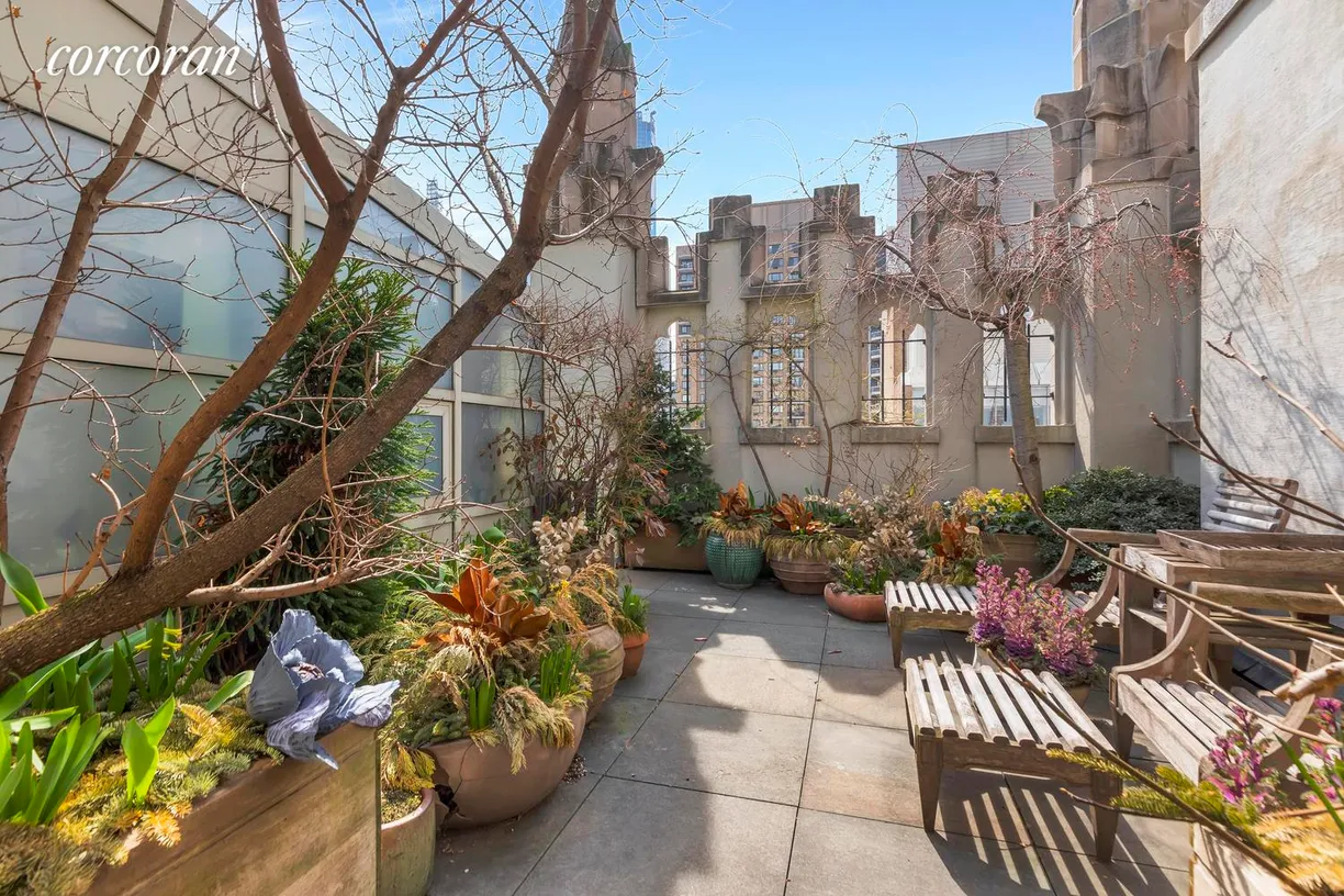New York City Real Estate | View 1 West 67th Street, PH909 | room 1