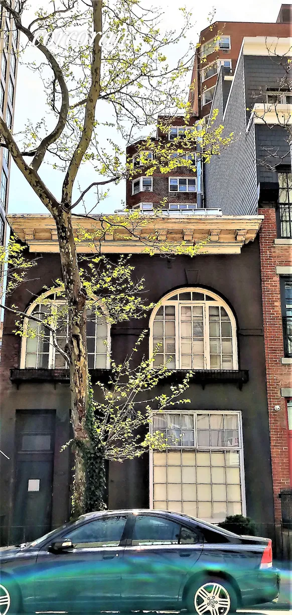 New York City Real Estate | View 208 East 20th Street, 1 | 3 Beds, 1 Bath