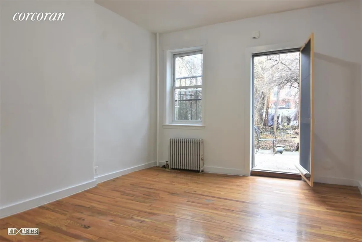 New York City Real Estate | View 131 Columbia Street, A-4 | 1 Bath