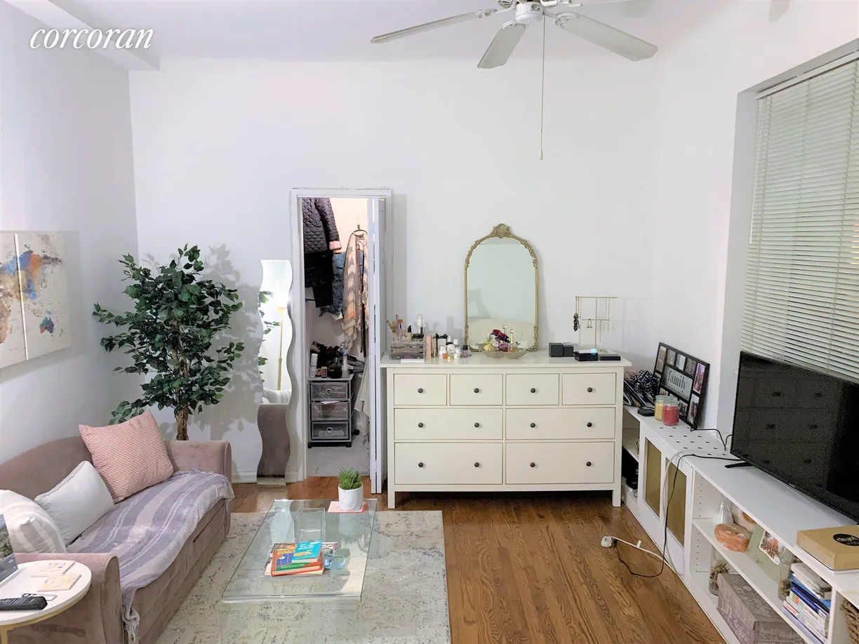 New York City Real Estate | View 66 MADISON AVENUE, 3J | room 2