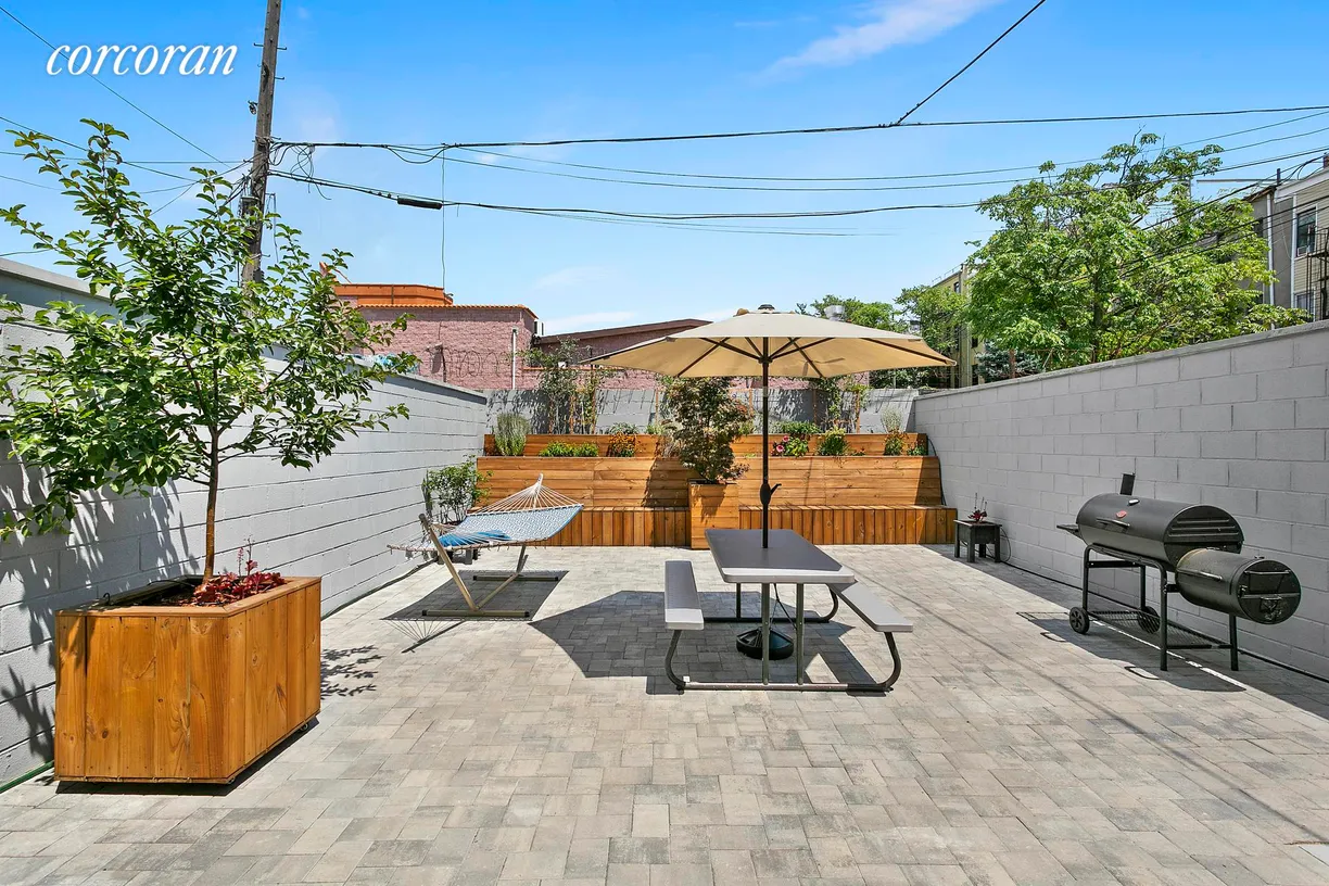 New York City Real Estate | View 173 Knickerbocker Avenue, 1B | room 1