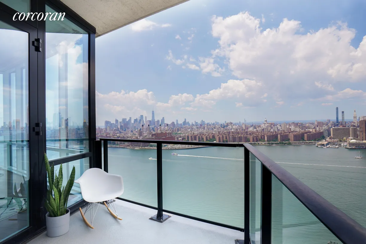 New York City Real Estate | View 21 India Street, 39A | room 2