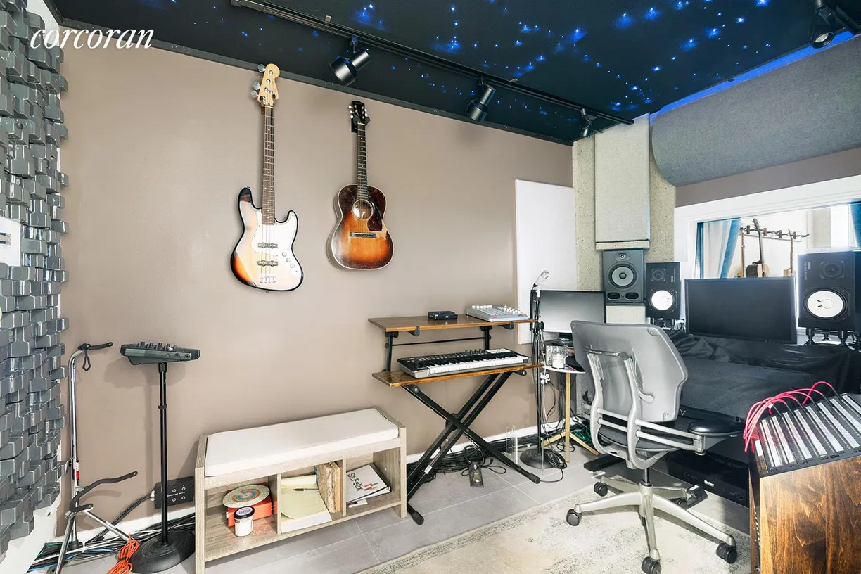 New York City Real Estate | View 10 Saint Felix Street | room 2