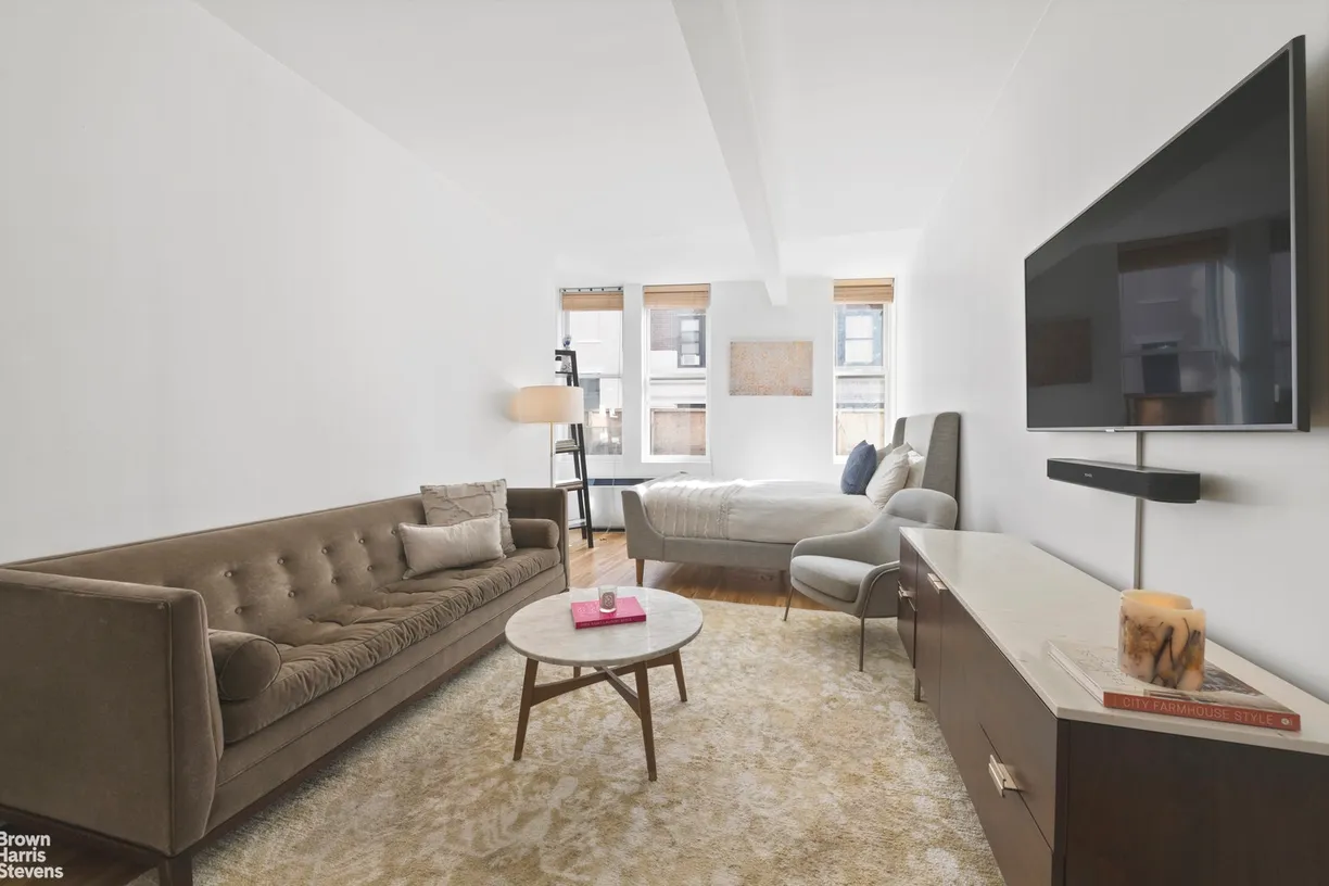 New York City Real Estate | View Barrow Street | 1 Bath