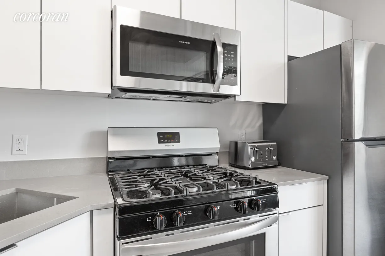 New York City Real Estate | View 1954 First Avenue, 12-U | 1 Bed, 1 Bath