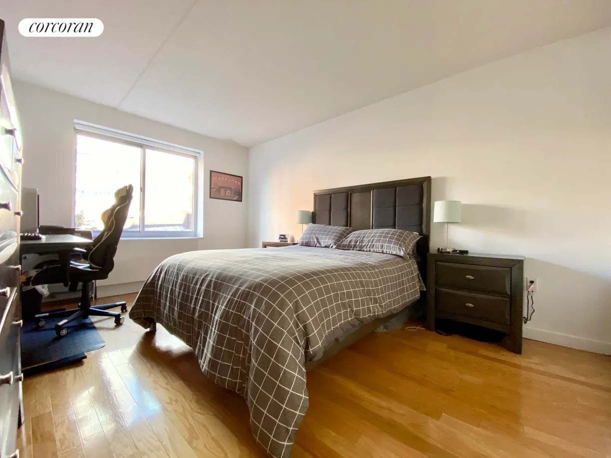 New York City Real Estate | View 555 West 23rd Street, N-4J | room 2