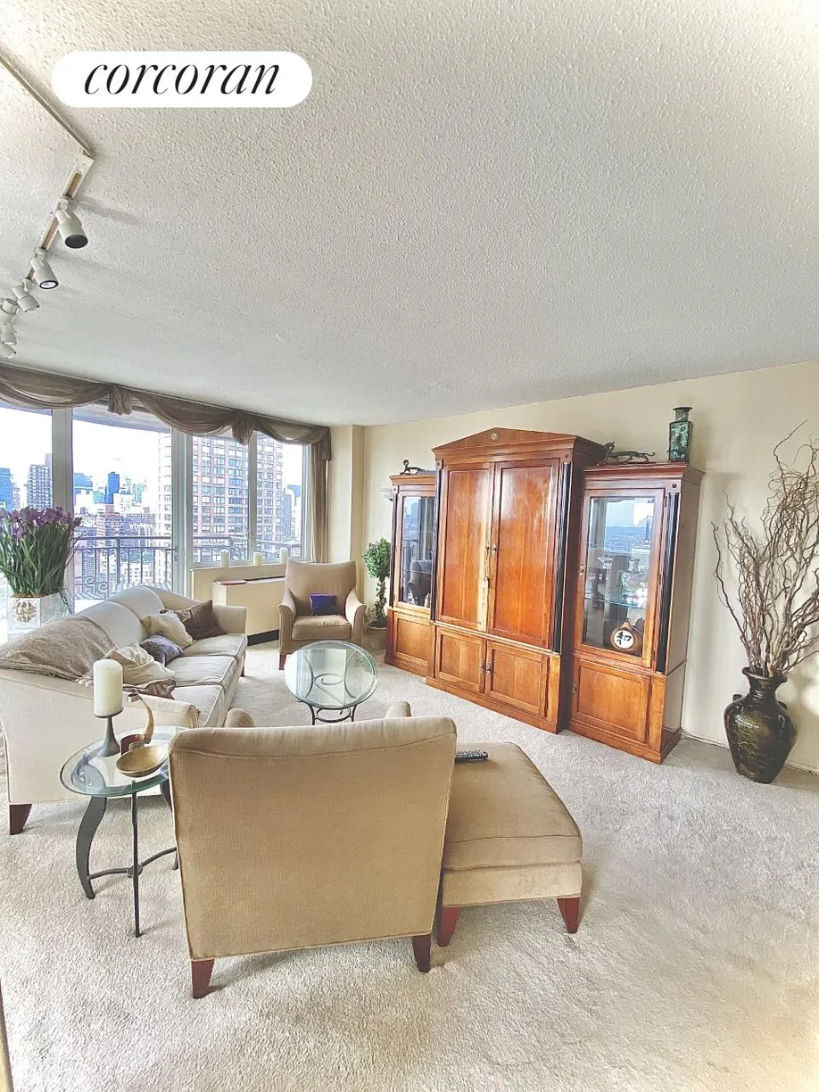 New York City Real Estate | View 401 East 80th Street, 30A | room 1