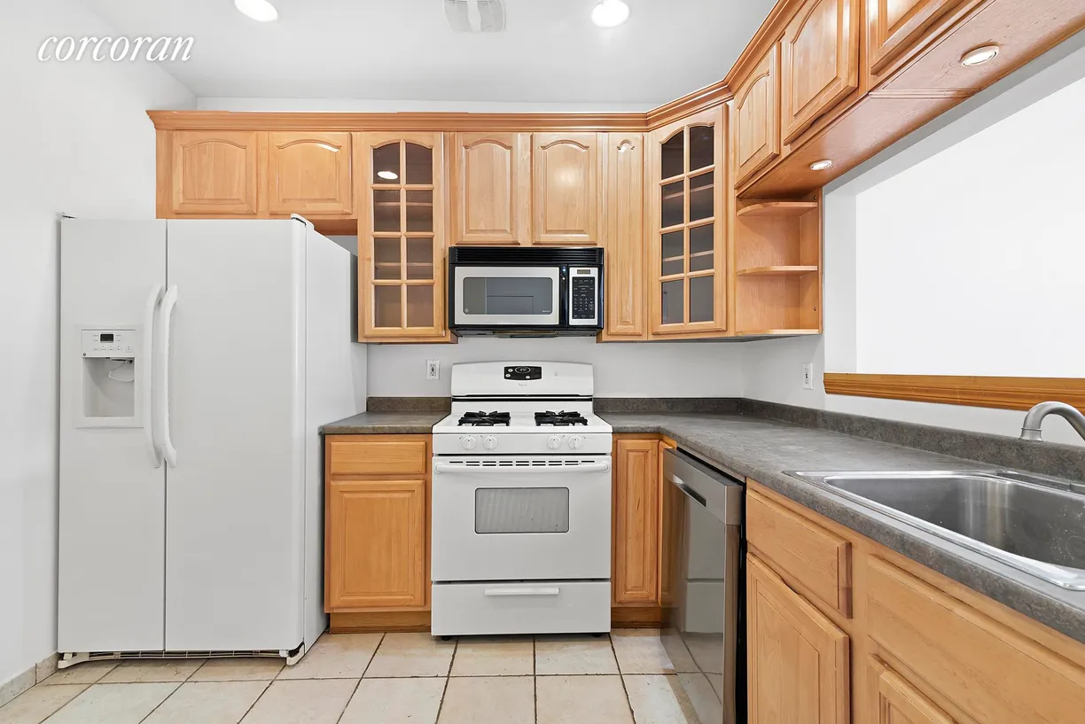 New York City Real Estate | View 30-13 30th Avenue, 3 | room 2