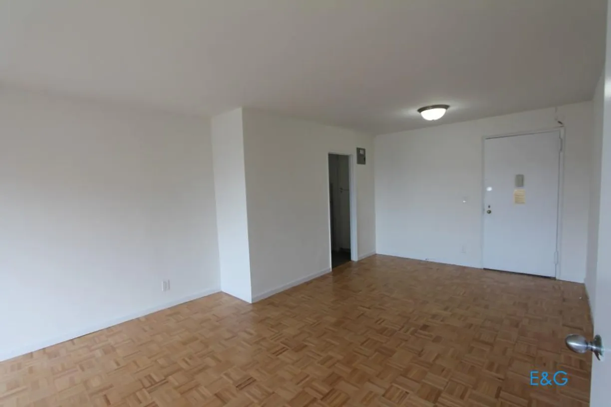 New York City Real Estate | View Fifth Avenue | 1 Bath