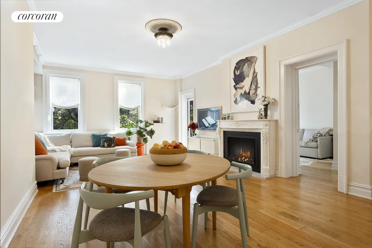 New York City Real Estate | View 105 8th Avenue, 6 | room 1