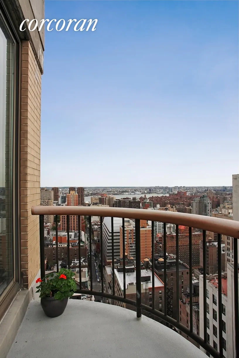 New York City Real Estate | View 45 East 25th Street, 37C | Outdoor Space