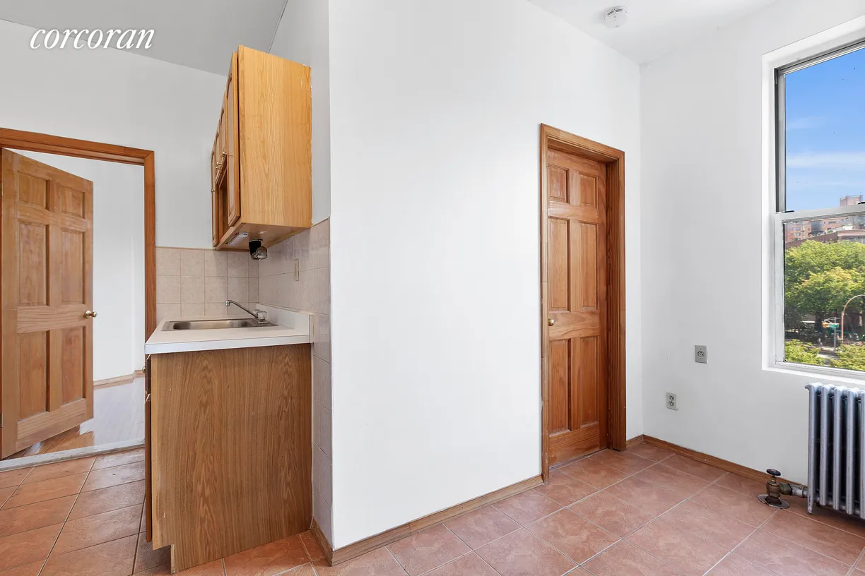 New York City Real Estate | View 228 Bleecker Street, 18 | room 1