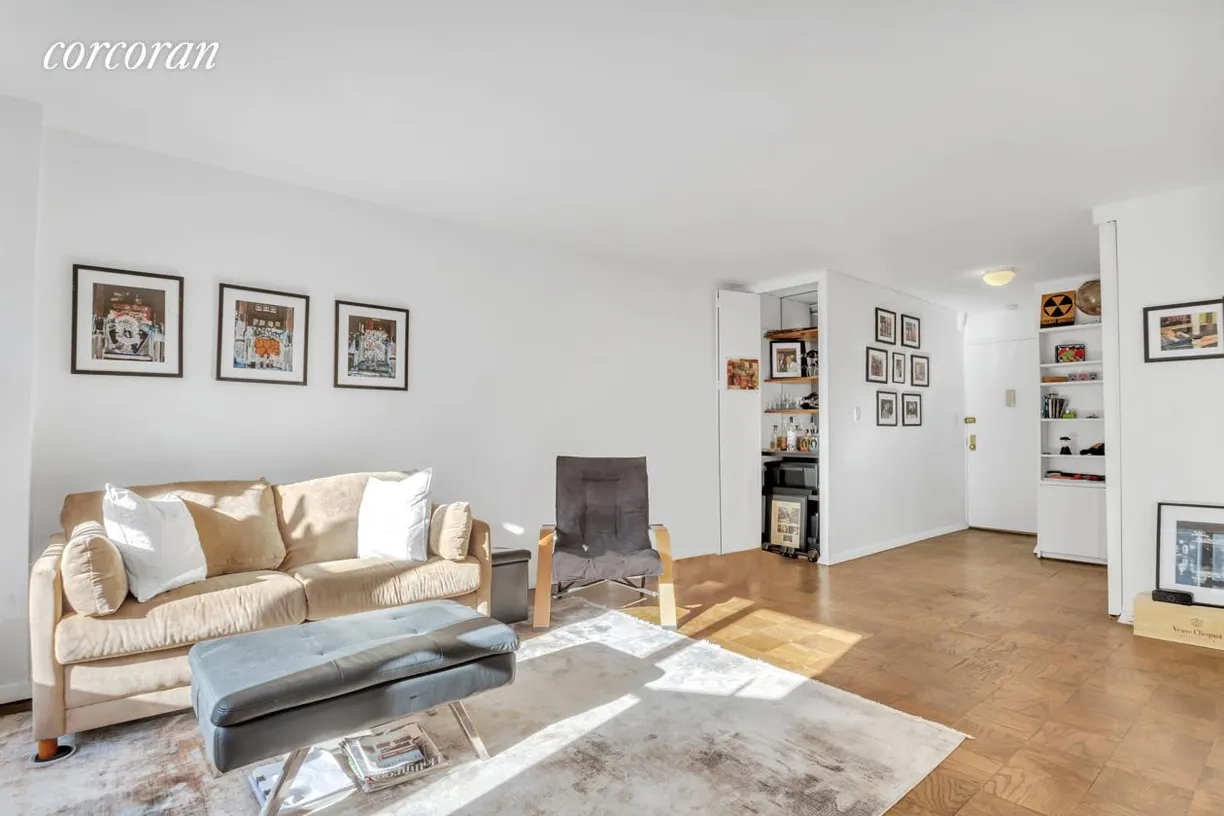New York City Real Estate | View 220 East 57th Street, 17-H | room 2