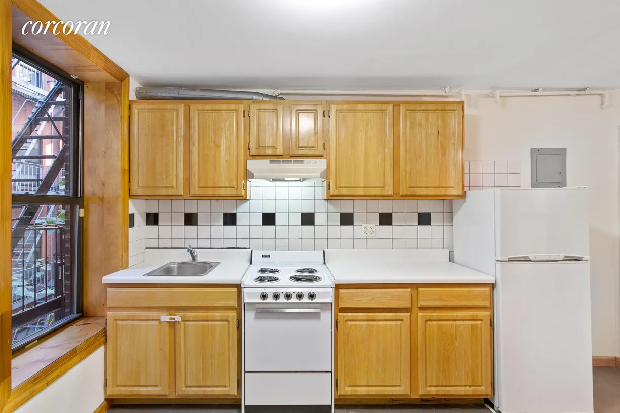 New York City Real Estate | View 110 Macdougal Street, 12-R | room 2