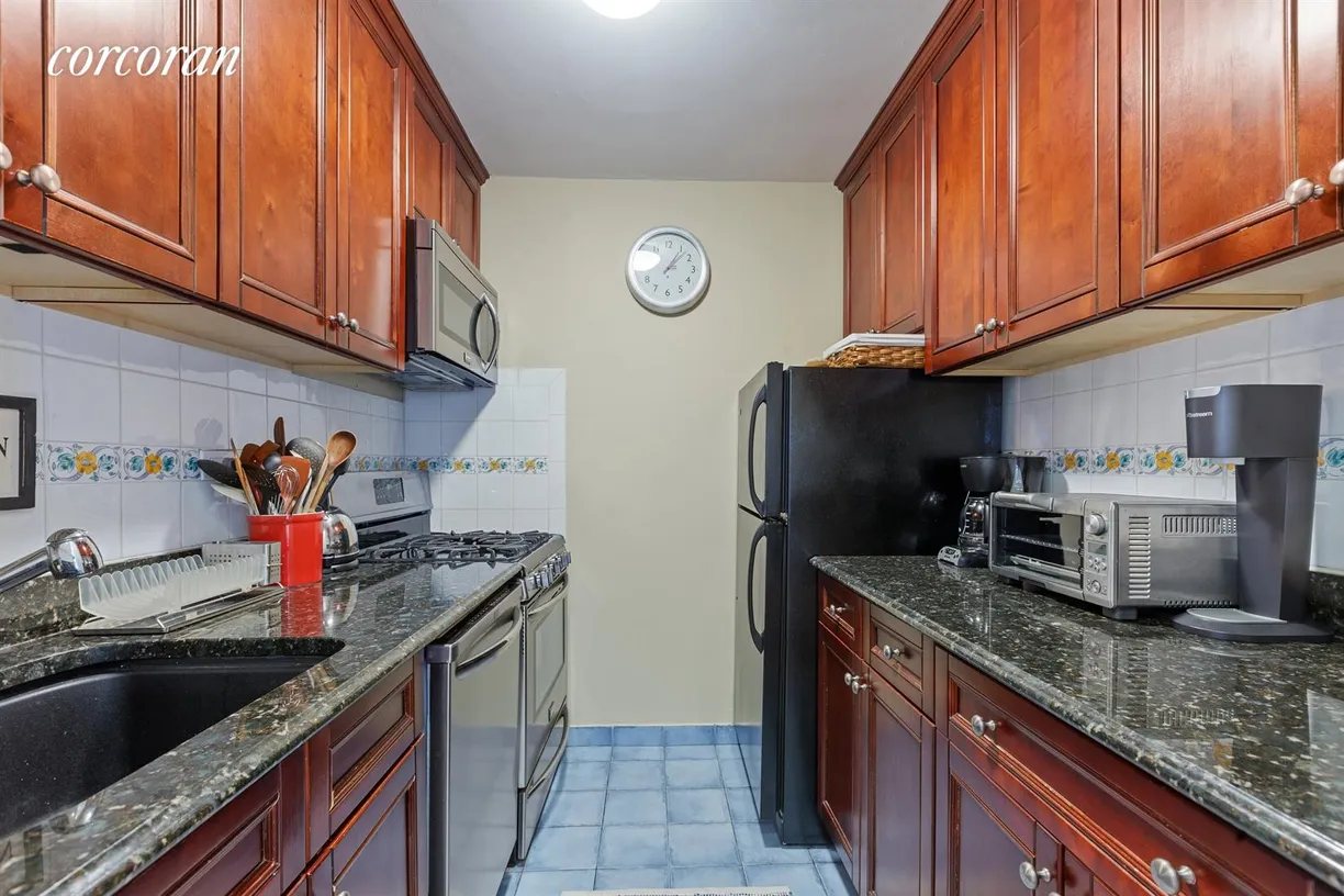 New York City Real Estate | View 444 East 86th Street, 7D | Kitchen