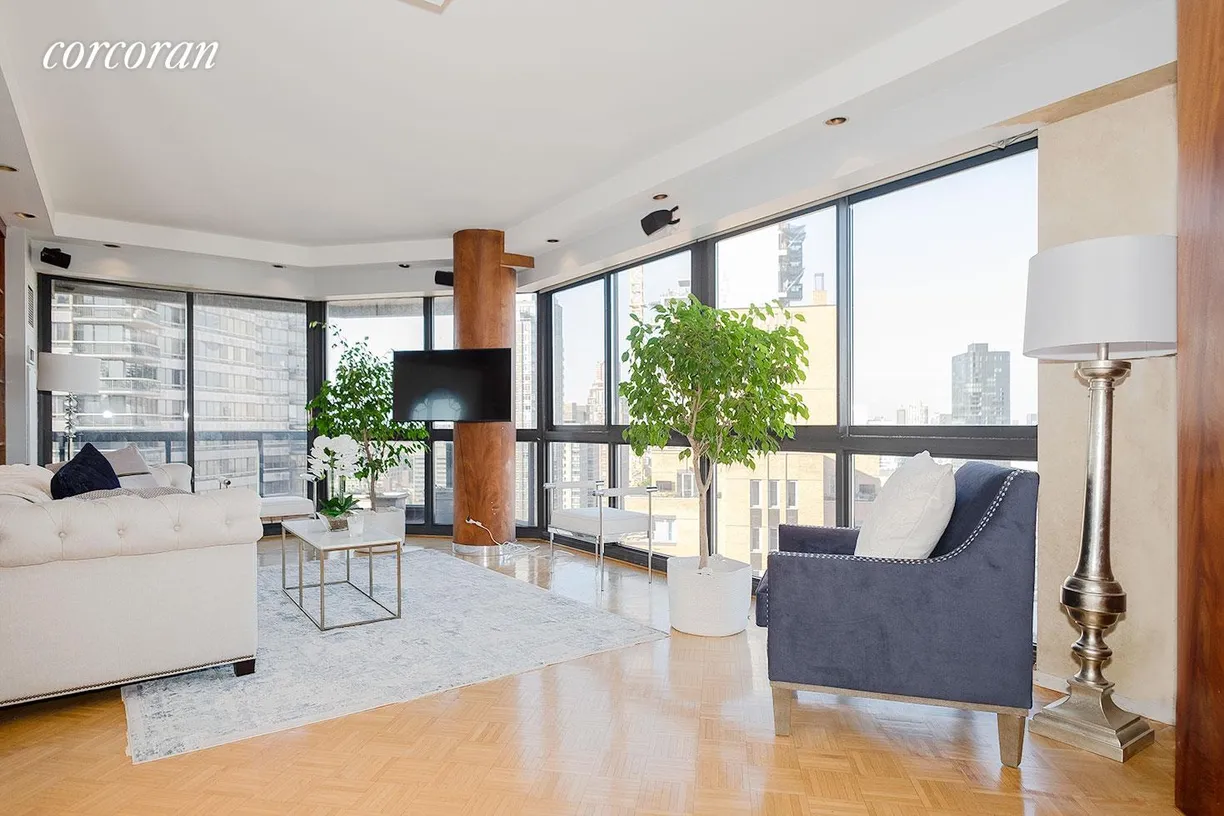 New York City Real Estate | View 200 East 61st Street, 34-E | 1 Bed, 1 Bath