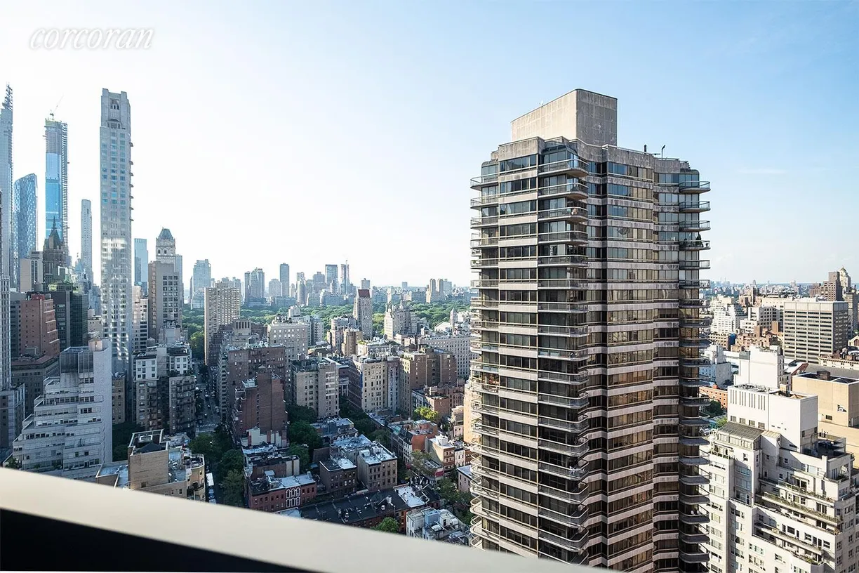 New York City Real Estate | View 200 East 61st Street, 34-E | room 2
