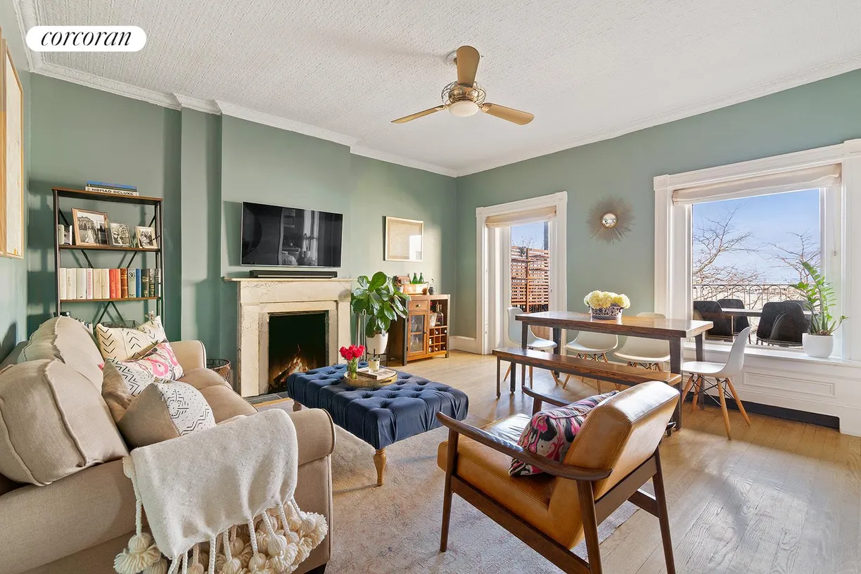 New York City Real Estate | View 162 Columbia Heights, 4 | 2 Beds, 1 Bath