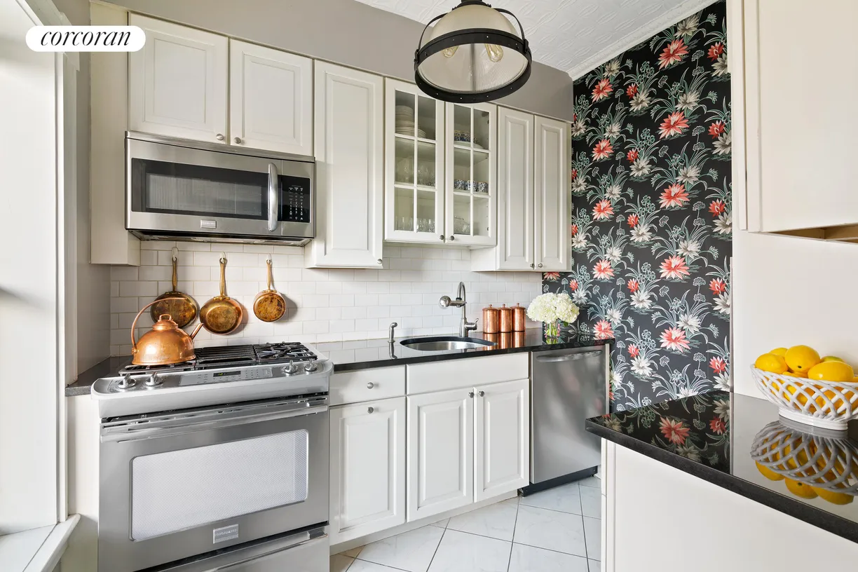 New York City Real Estate | View 162 Columbia Heights, 4 | Kitchen