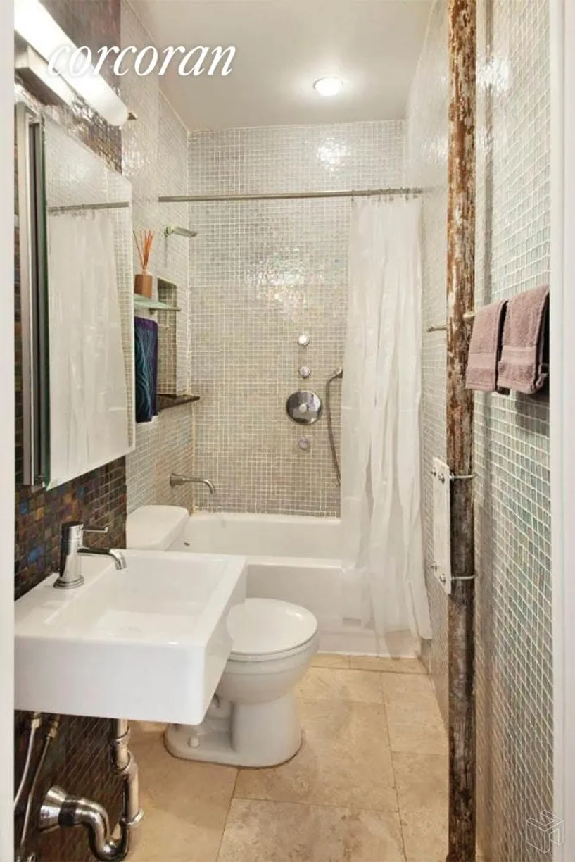 New York City Real Estate | View 214 Mulberry Street, C4 | room 2