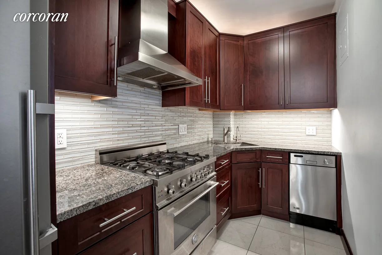 New York City Real Estate | View 240 East 46th Street, 6G | Beautiful finishes and high end appliances